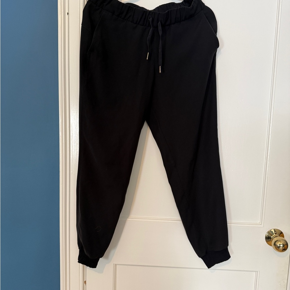 Black lululemon Jogger Sweatpants